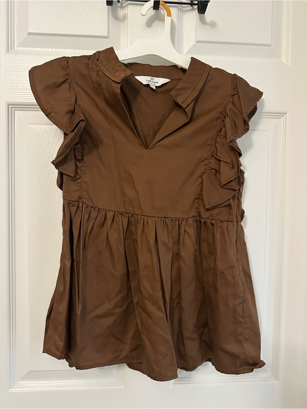 LaRoque | Brown Ruffle Sleeve Top